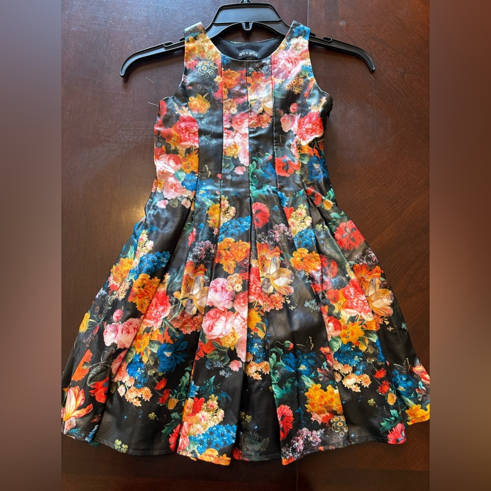 Ava & Yelly Floral Sleeveless Dress NWOT